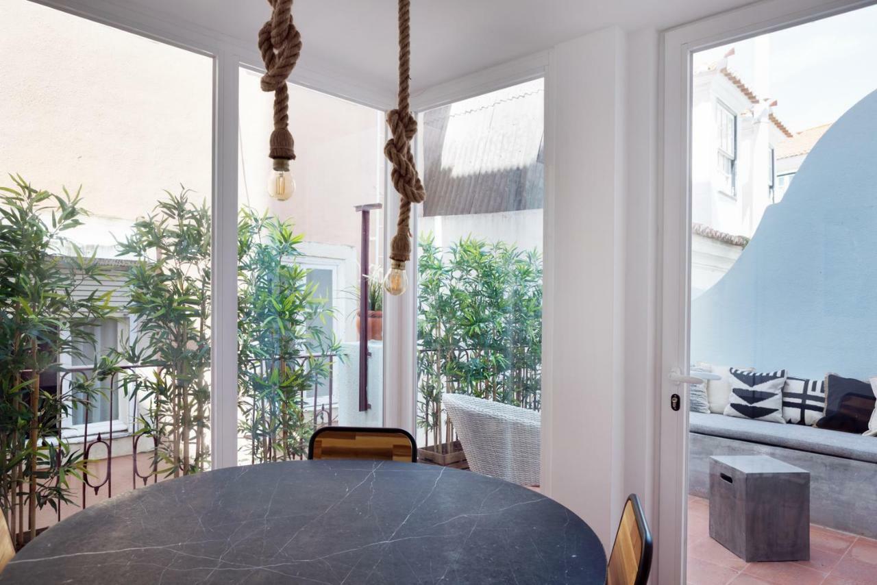 Renovated Charming Apartment With Terrace In Lapa Lisboa Εξωτερικό φωτογραφία